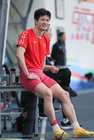 足球青训中裁判的角色与培训体系